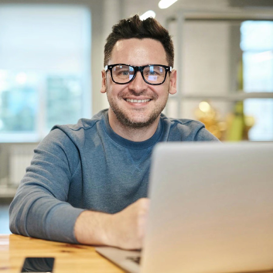 Portrait de James Fischer
